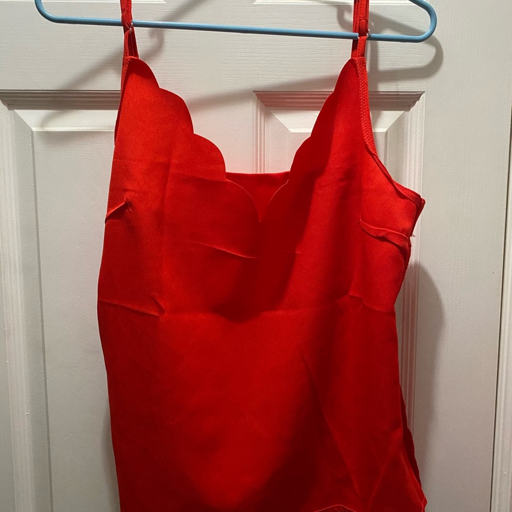 Red dressy tank size m